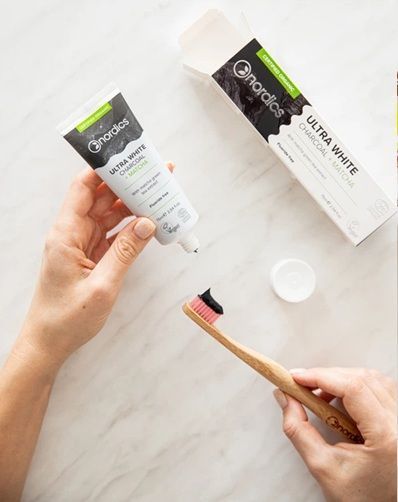 Зубна паста відбілююча Nordics Cosmos Organic Ultra White з активованим вугіллям, 75мл (Болгарія) НФ-00000002 фото