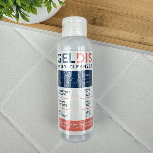Очищающий гель по уходу за элайнерами и съемными протезами Geldis Daily Cleanser (Италия) 100 мл НФ-00000775 фото
