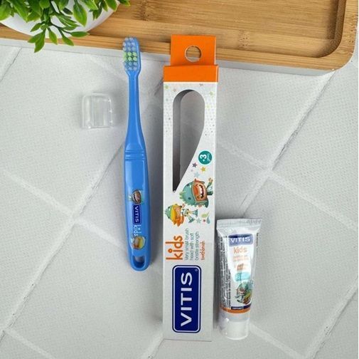 Дитяча зубна щітка + паста Vitis Kids 10мл (Іспанія) НФ-00001048 фото